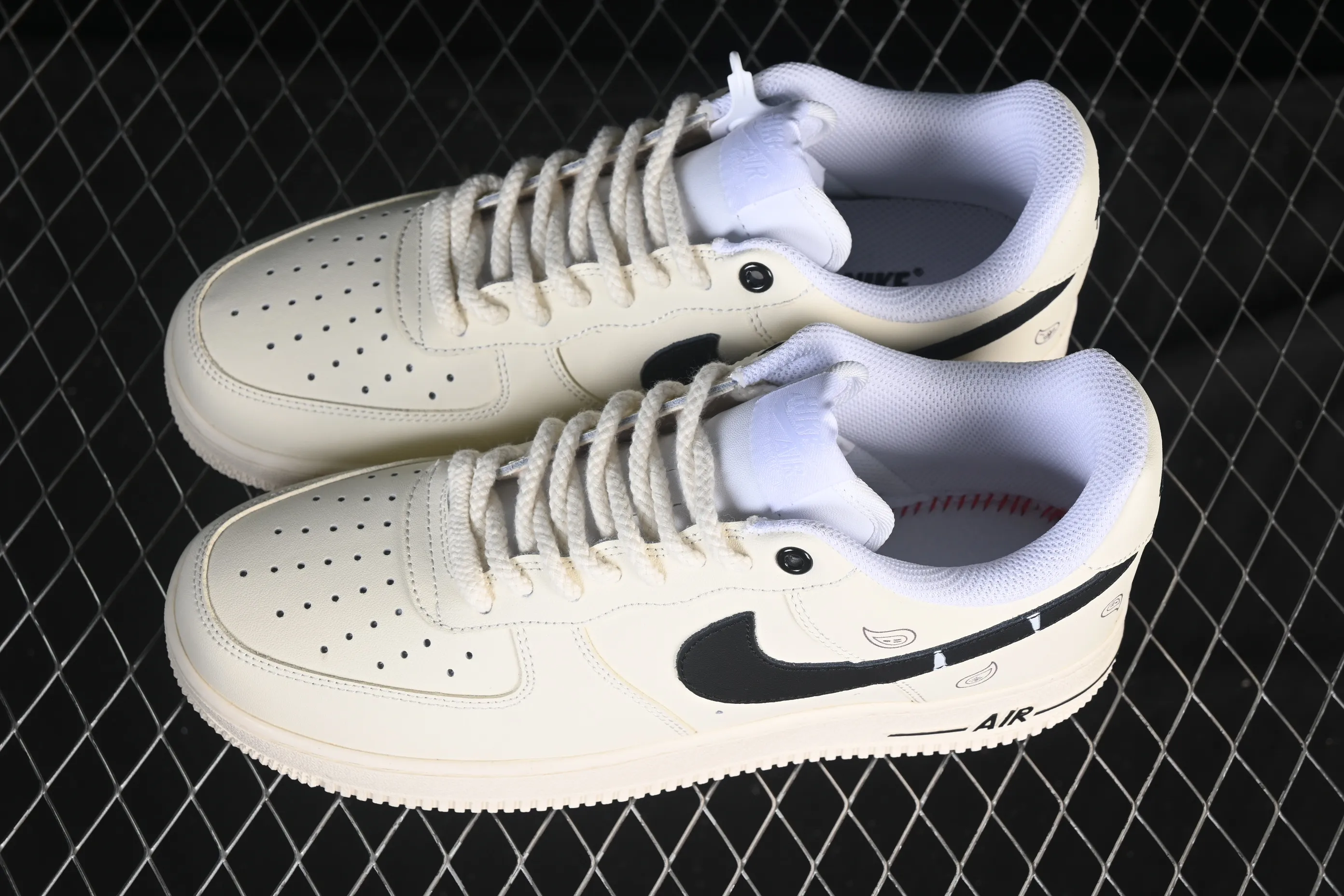 All categories Nk Air Force 1 Air Force series Nk Air Force 1 Low Air Force low-top Nike Air Force 1'07 Low Air Force 1 low-top casual sneakers DD8959-100
